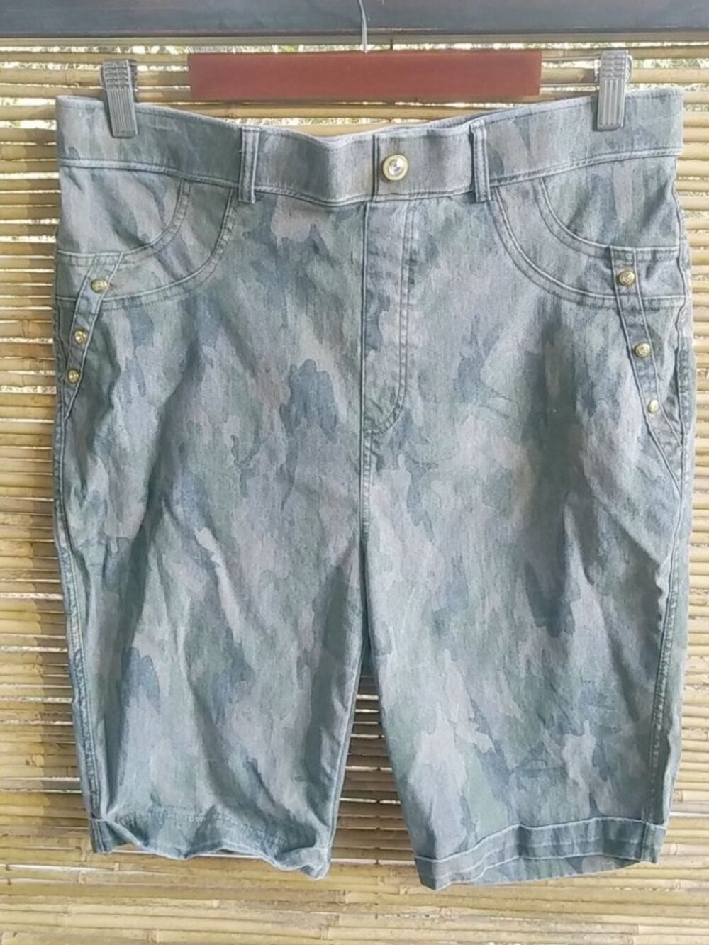 Kroix 3X Gray Cammo Spandex Shorts Plus